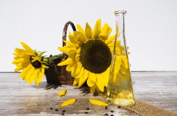 Organic Sunflower Oil (सूरजमुखी का तेल) 1l